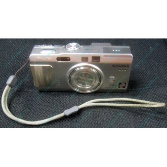 Фотоаппарат Fujifilm FinePix F810 (без зарядного устройства) - Ульяновск